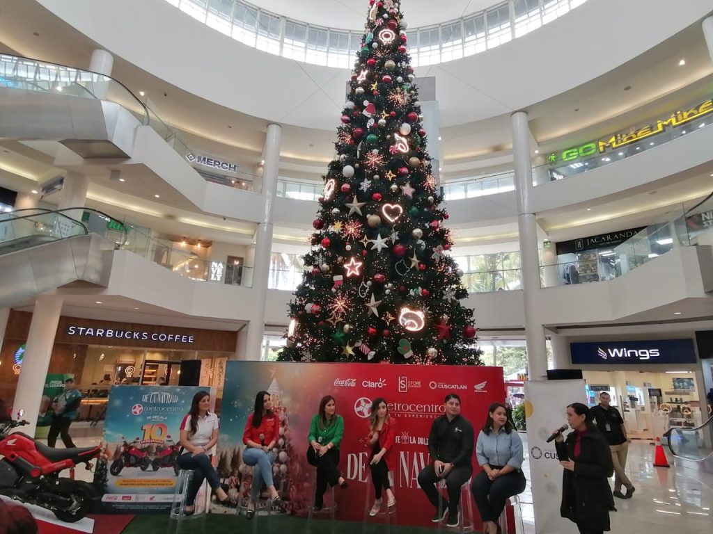 Celebra la Navidad en Metrocentro. Foto En La Mira Noticias.