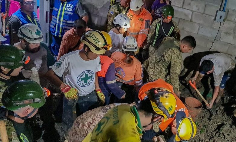 Protección Civil informa que dos niños mueren soterrados en Apopa