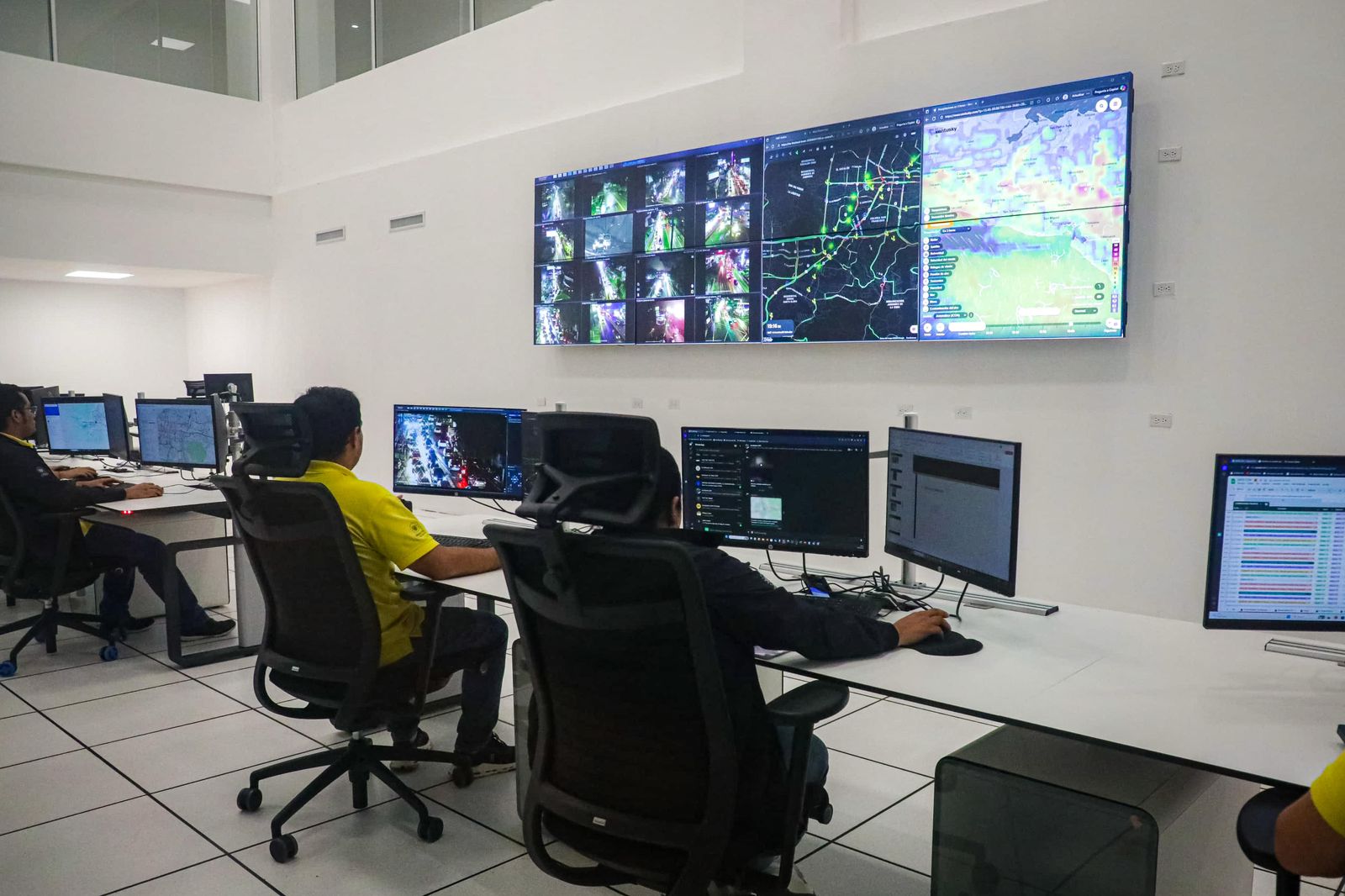 Presentan el nuevo Centro de Control y Monitoreo del VMT para atender ...