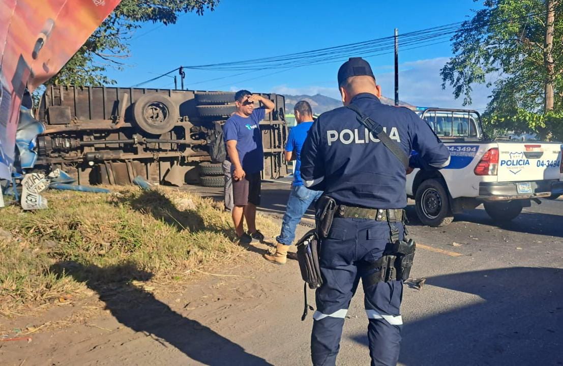 Al menos dos fallecidos y varios lesionados en accidentes de tránsito ...