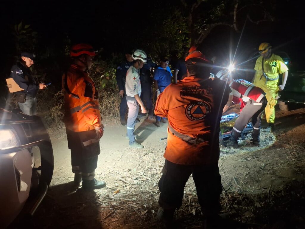 Ciudadano estadounidense fallece en Los Chorros de La Calera, en Juayúa