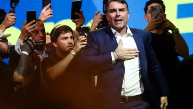 El hijo del expresidente Jair Bolsonaro lanza candidatura presidencial en Brasil