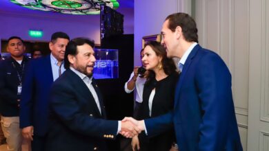 Vicepresidente Ulloa destaca clima de inversión durante aniversario de BSC Grupo Financiero