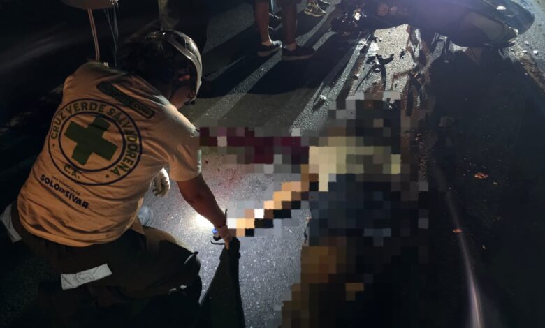 Motociclista fallece tras chocar de frente contra un vehículo en la Autopista del Litoral