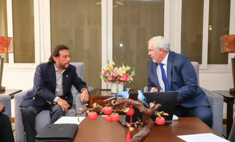 Teknomic propone implementar un proyecto de gobernanza digital en El Salvador