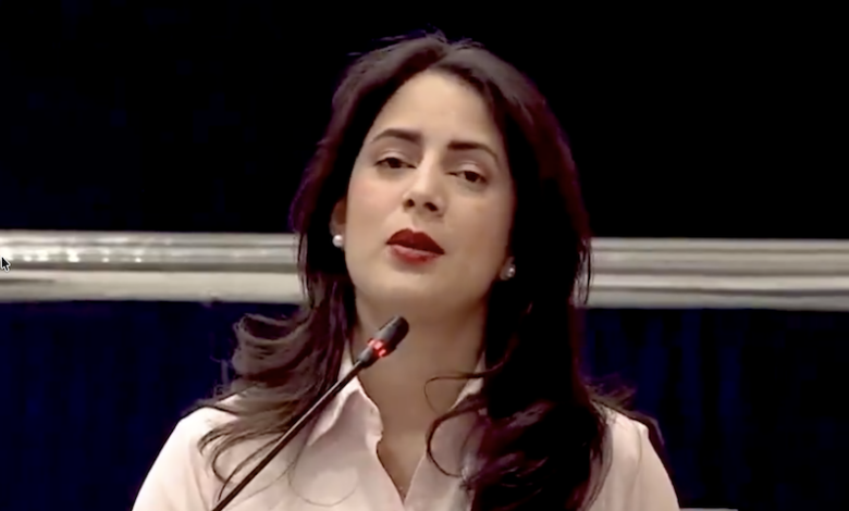 Claudia-Ortiz