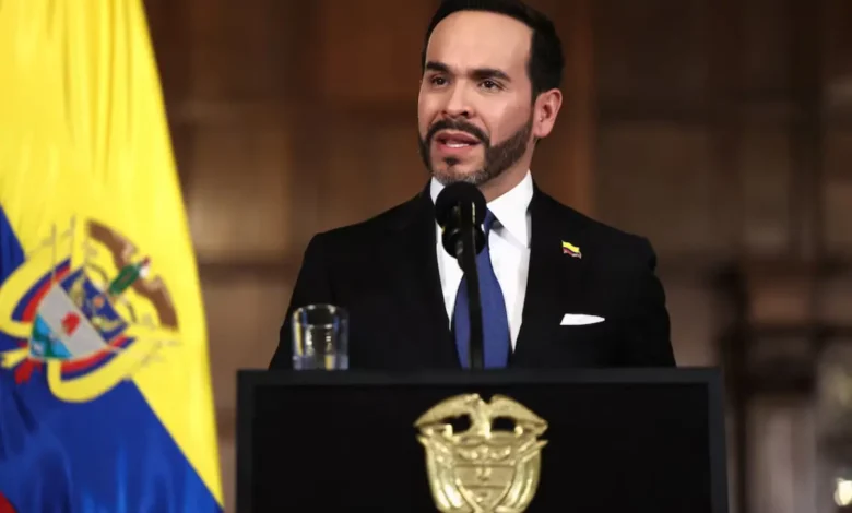 Gobierno de Colombia cierra diálogos de paz con grupos ilegales