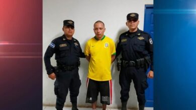Joven es detenido tras atacar con un corvo a dos personas en San Juan Opico