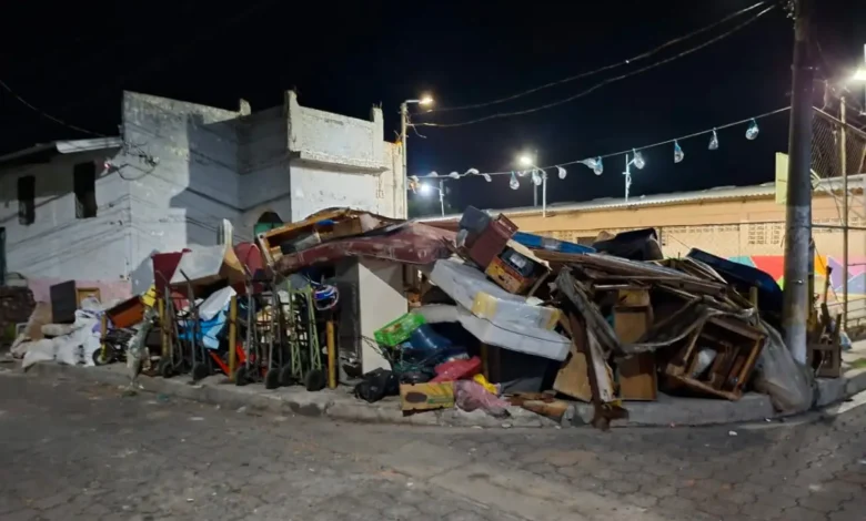 Retiran residuos voluminosos de la comunidad Villa de Jesús en Soyapango