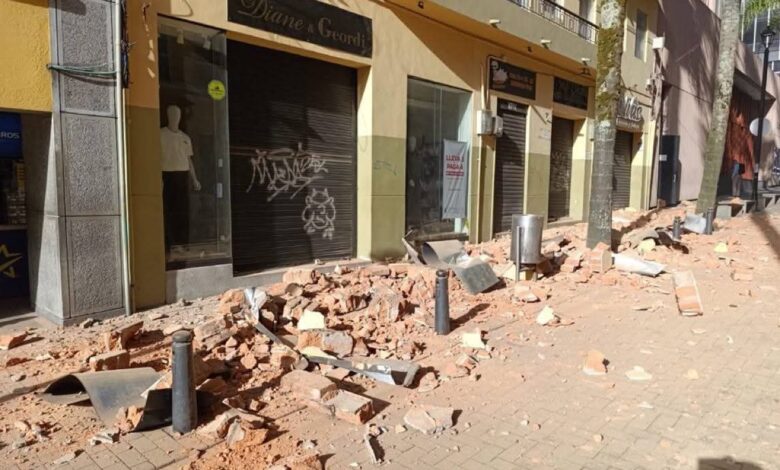 Terremoto de 7,4 deja 71 muertos y Colombia declara situación de desastre nacional
