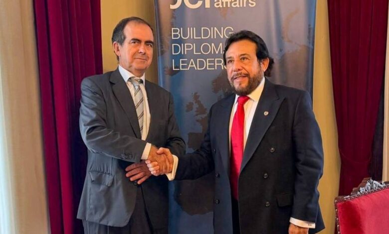 CEI podría explorar iniciativas de capacitación e investigación en El Salvador