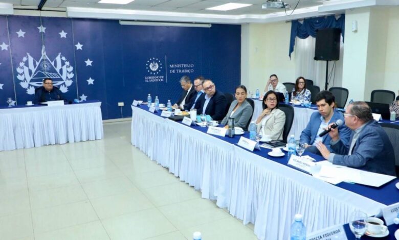 Consulta pública sobre nueva jornada laboral concluye esta semana