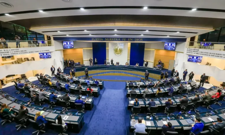 Diputados ratifican préstamo millonario para planta de energía solar