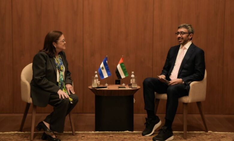 El Salvador y Emiratos Árabes Unidos eliminarán la doble tributación