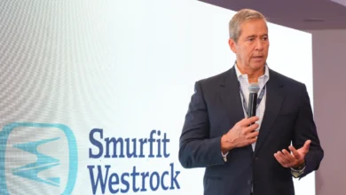 Empresa Smurfit Westrock presenta empaques innovadores y sostenibles en El Salvador.