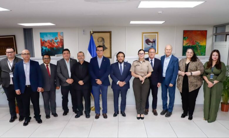 Vicepresidente Ulloa llama a continuar articulando esfuerzos por el desarrollo nacional