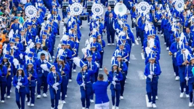 Banda El Salvador participa en el desfile del 15 de septiembre