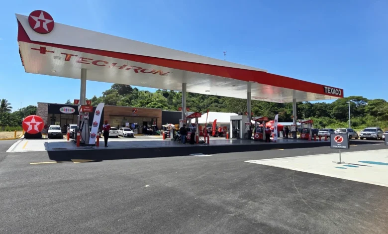 Nueva estación de servicio TEXACO Canaán en la Carretera Panamericana El Salvador.
