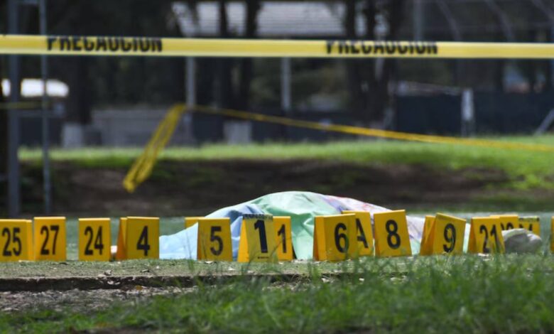 Asesinan a exfiscal anticorrupción mientras jugaba fútbol en Guatemala