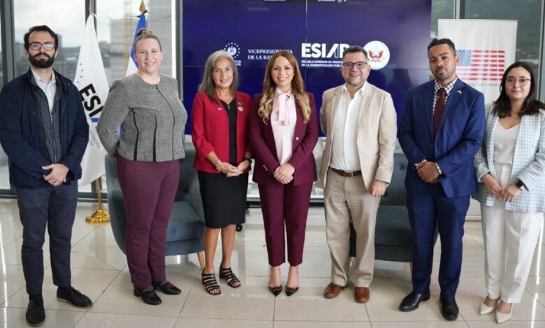 ESIAP recibe a Sandra Cauffman, exsubdirectora de Astrofísica de la NASA
