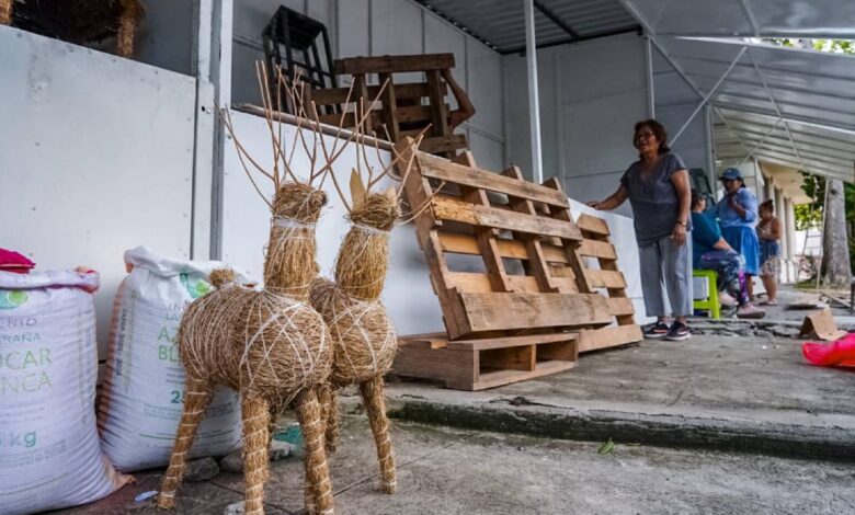 Inicia instalación de puestos de ventas navideñas en el Centro Histórico