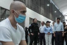 Laura Fernández recorre el CECOT junto a altos funcionarios