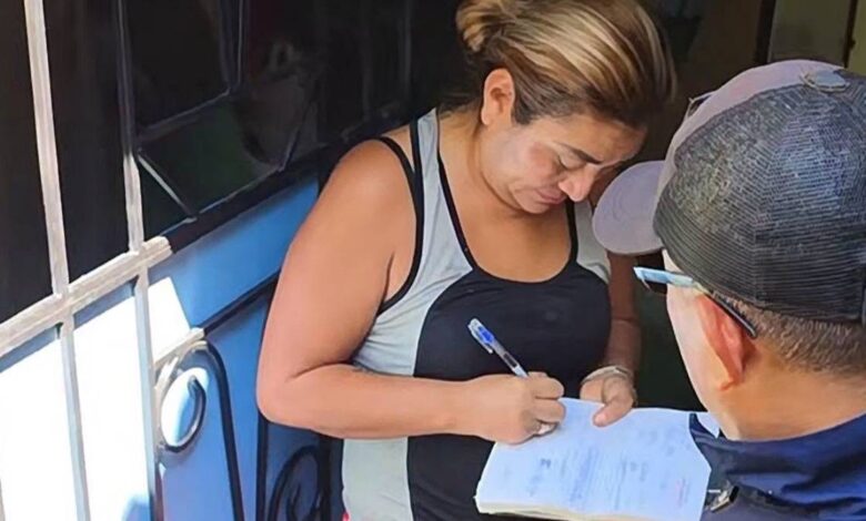 Multa a Yanira Berríos por construcción en zona verde en Soyapango